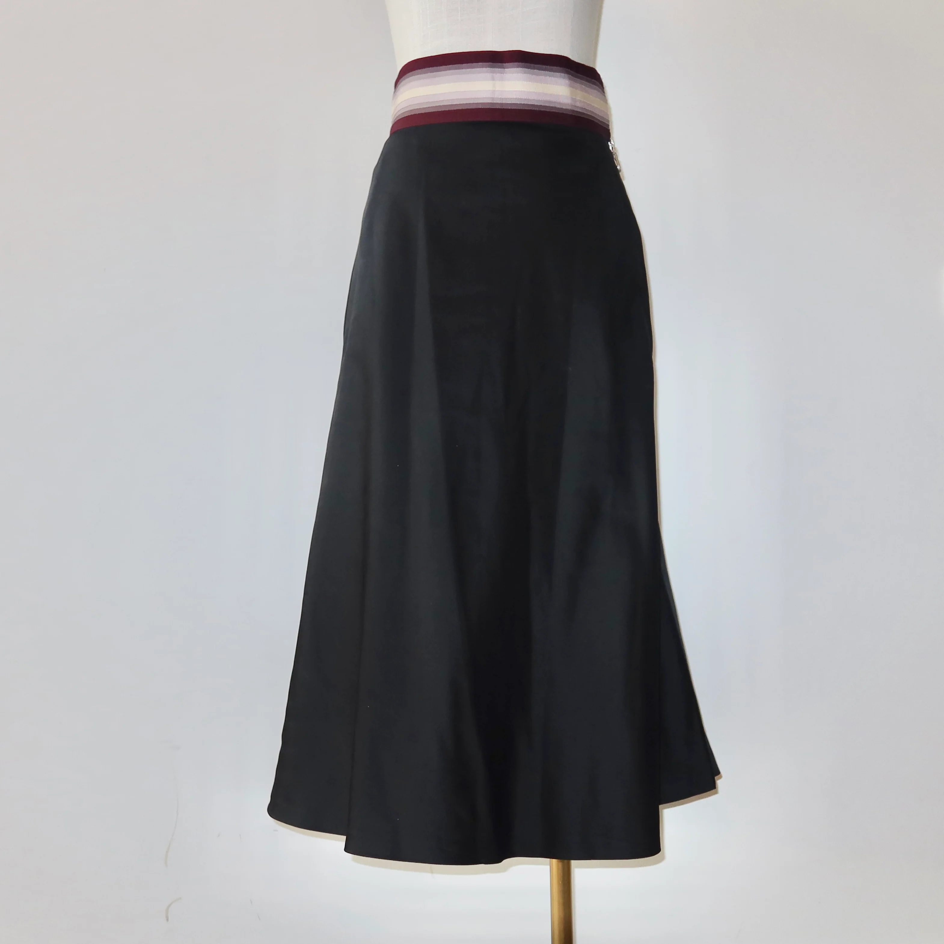 Chloé AW2001 Black Midi Skirt - Image 4