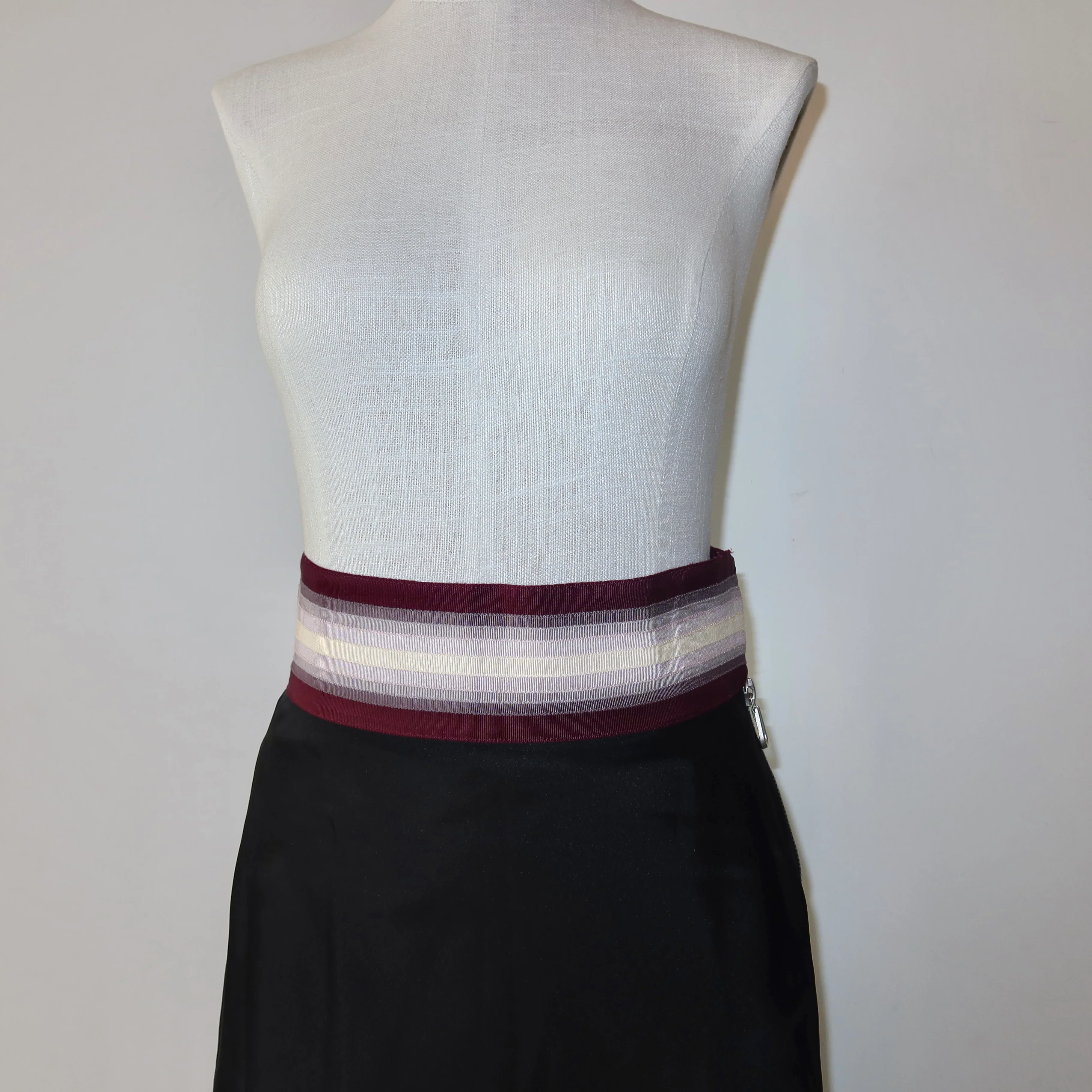Chloé AW2001 Black Midi Skirt - Image 6