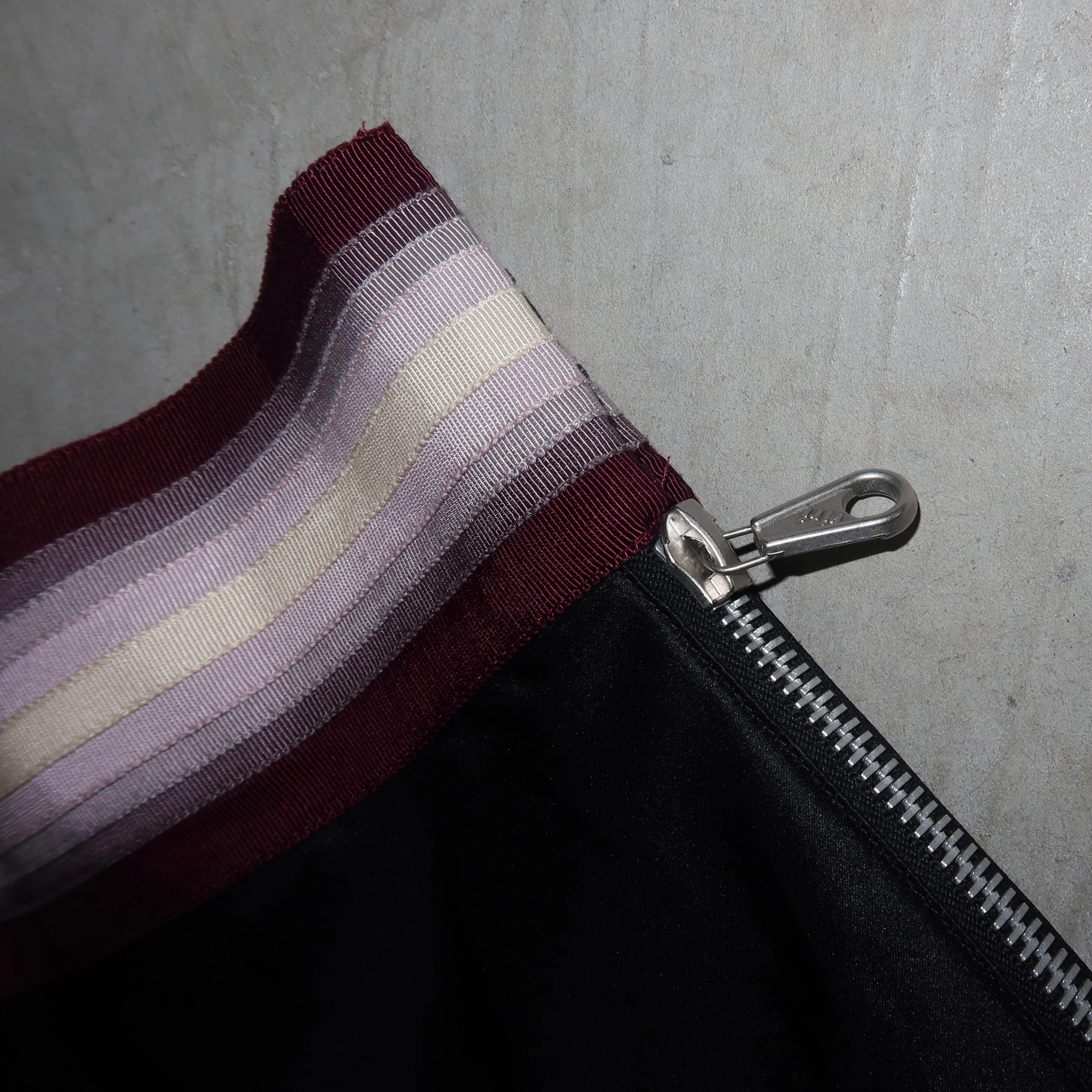Chloé AW2001 Black Midi Skirt - Image 9