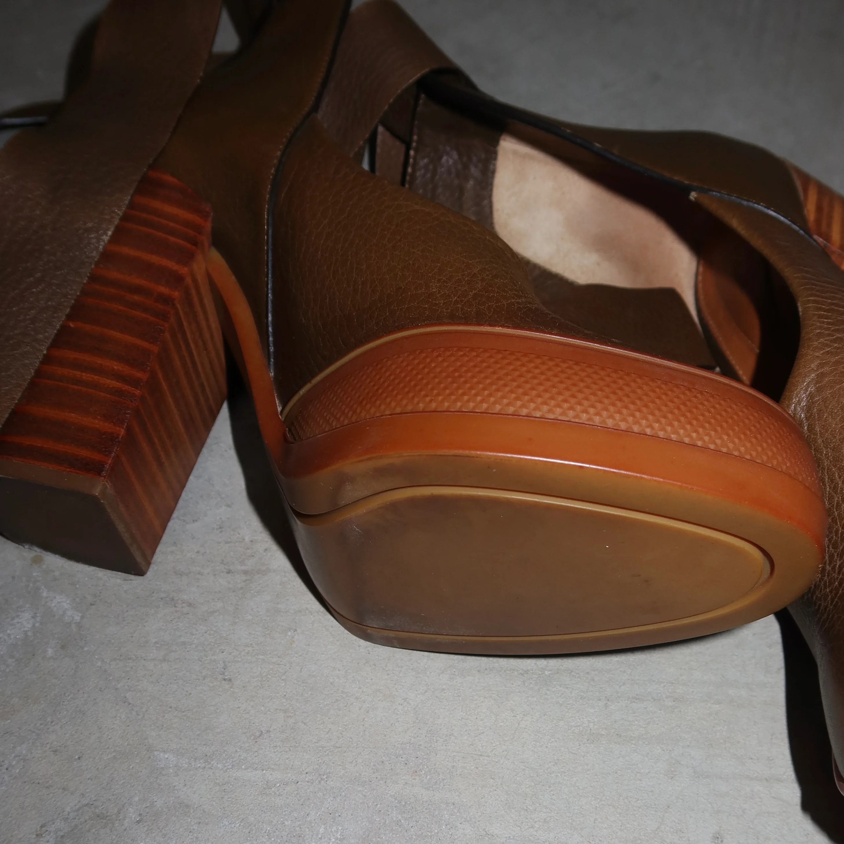 Chloé Pre-Fall 2014 Leather Wrap Heels (37.5) - Image 8